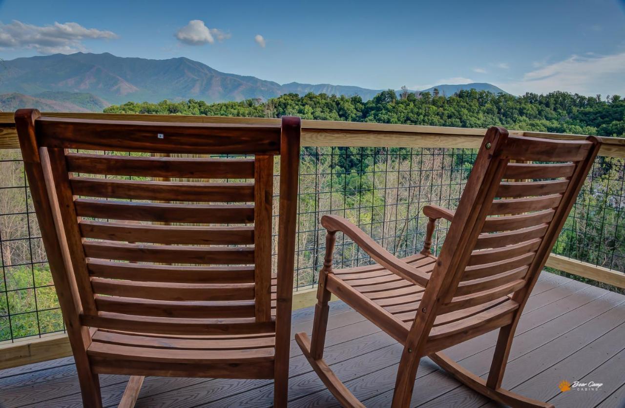 Majestic View Lodge, Amazing Views, Hot Tub, 1089 Free Tickets Each Paid Day, Dollywood And More Gatlinburg Eksteriør bilde