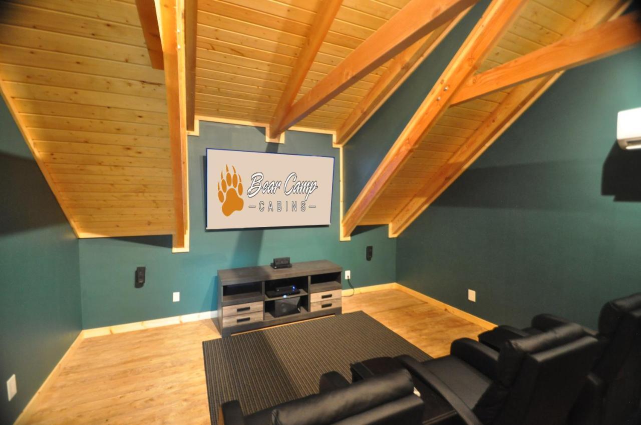 Majestic View Lodge, Amazing Views, Hot Tub, 1089 Free Tickets Each Paid Day, Dollywood And More Gatlinburg Eksteriør bilde
