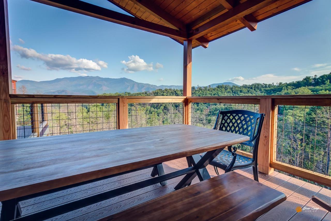Majestic View Lodge, Amazing Views, Hot Tub, 1089 Free Tickets Each Paid Day, Dollywood And More Gatlinburg Eksteriør bilde